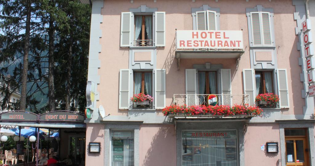 La Dent-du-midi & Restaurant Saint-Maurice