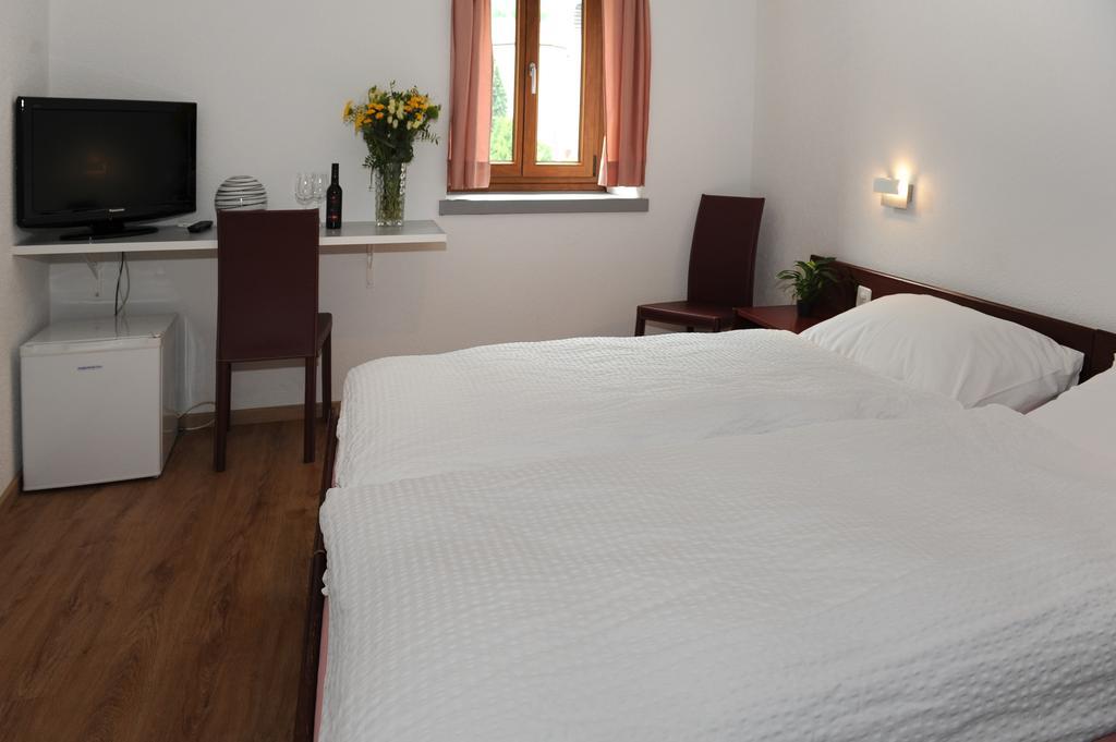 होटल La Dent-du-midi & Restaurant Saint-Maurice