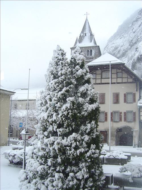 La Dent-du-midi & Restaurant होटल Saint-Maurice